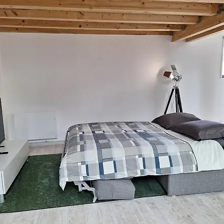 Vakantiehuis Charmante Maisonnette Entre Foret Et Detente Avec Et Wifi - Fr-1-589-786