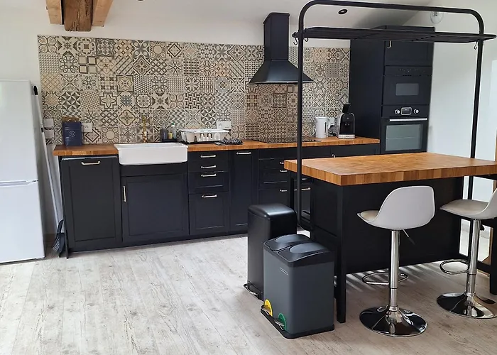 Holiday home Charmante Maisonnette Entre Foret Et Detente Avec Et Wifi - Fr-1-589-786